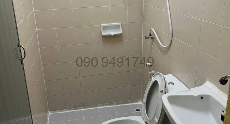 For rent 3 bedrooms townhouse in Bang Khae, Bangkok