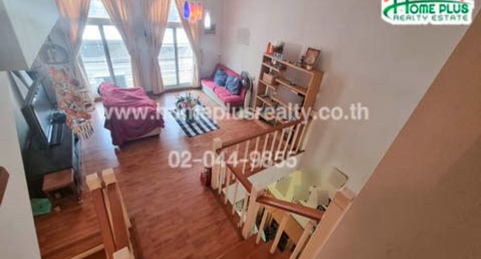 Reihenhaus zum Kauf mit 3 Zimmer in Bang Kapi, Bangkok