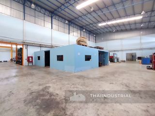 For rent warehouse in Mueang Samut Prakan, Samut Prakan