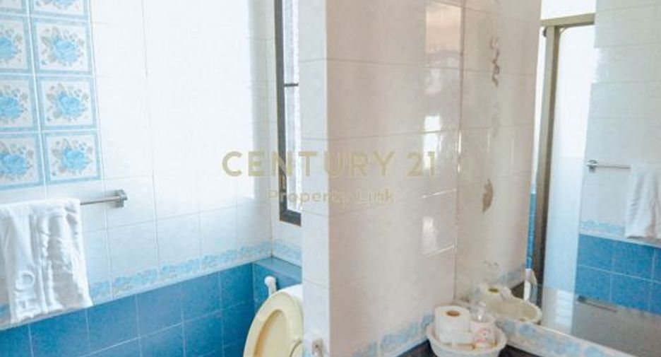 For rent 3 bedrooms apartment in Phaya Thai, Bangkok