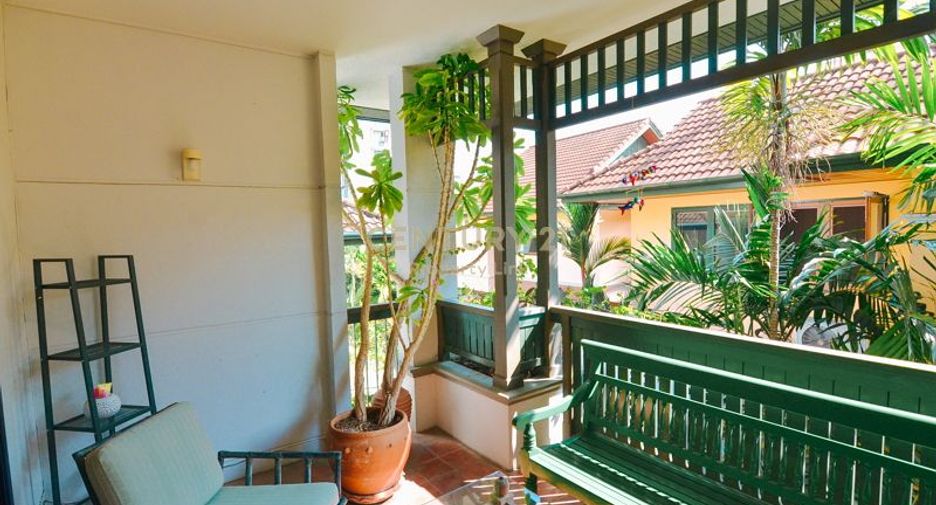For rent 3 bedrooms apartment in Phaya Thai, Bangkok