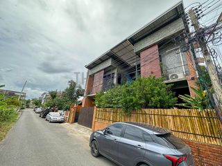 À louer et à vendre 3 chambres maison à Mueang Chiang Mai, Chiang Mai