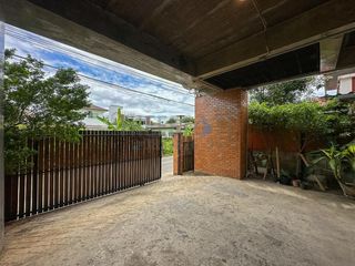 À louer et à vendre 3 chambres maison à Mueang Chiang Mai, Chiang Mai