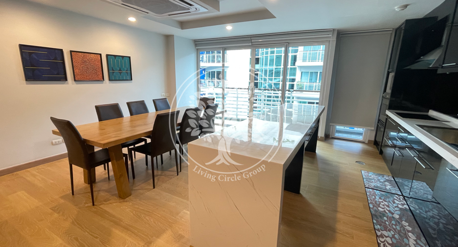 For rent and for sale 4 bedrooms condo in Watthana, Bangkok