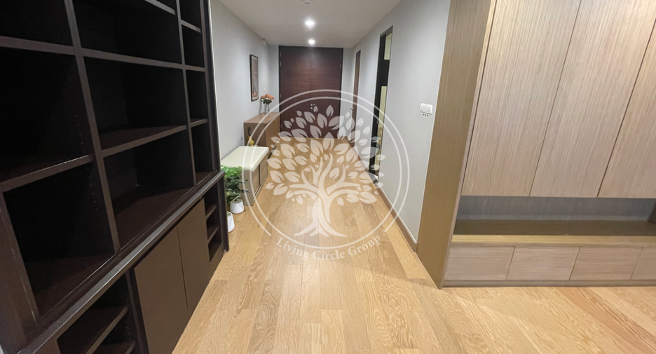 For rent and for sale 4 bedrooms condo in Watthana, Bangkok