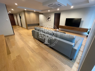 For rent and for sale 4 bedrooms condo in Watthana, Bangkok