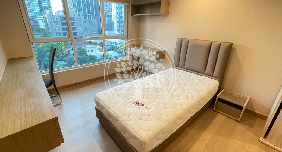 For rent and for sale 4 bedrooms condo in Watthana, Bangkok