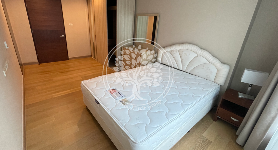 For rent and for sale 4 bedrooms condo in Watthana, Bangkok