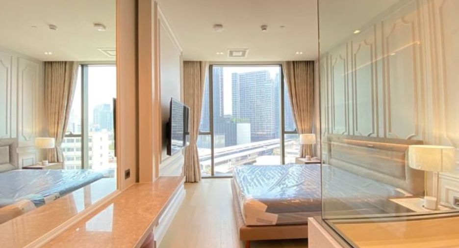 For rent 2 bedrooms condo in Khlong Toei, Bangkok