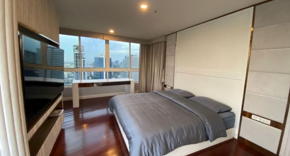 For rent and for sale 6 bedrooms condo in Watthana, Bangkok