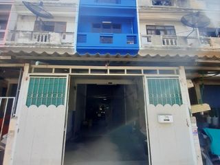 For sale 2 bed townhouse in Krathum Baen, Samut Sakhon