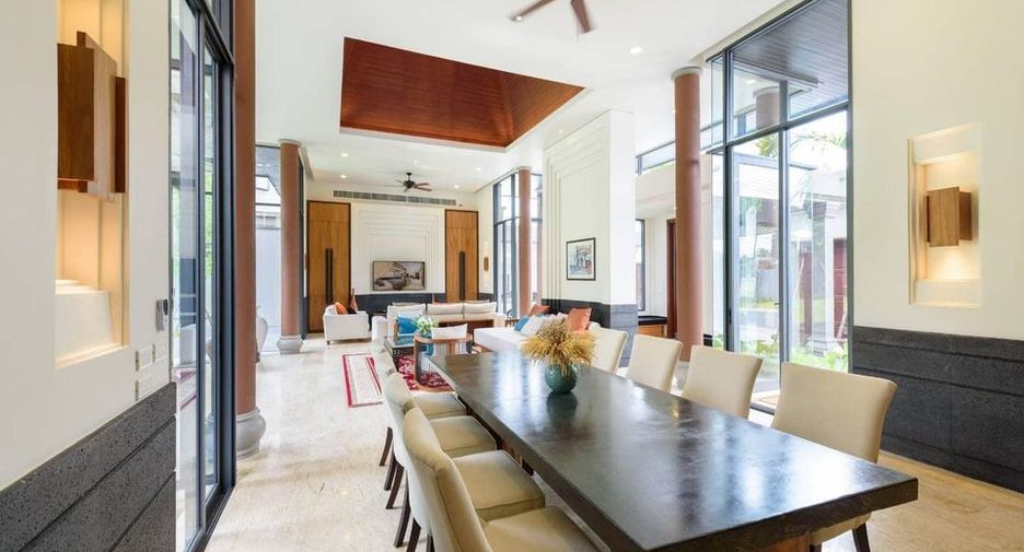 Villa en alquiler de 5 habitaciones en Mueang Phuket, Phuket