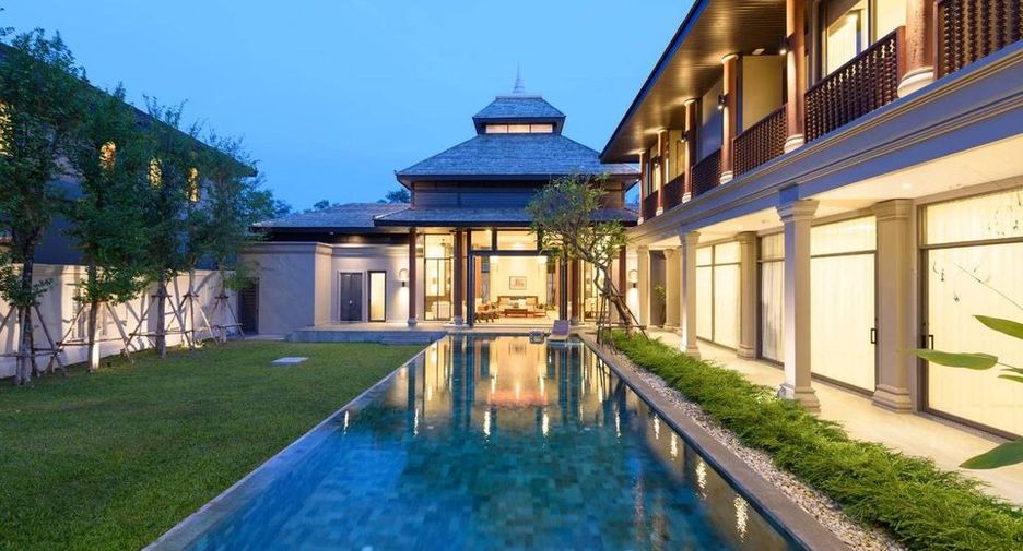 Villa en alquiler de 5 habitaciones en Mueang Phuket, Phuket