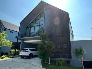 For rent and for sale 3 bedrooms villa in Thalang, Phuket
