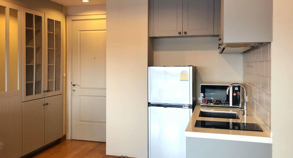 For rent 1 bed condo in Phaya Thai, Bangkok