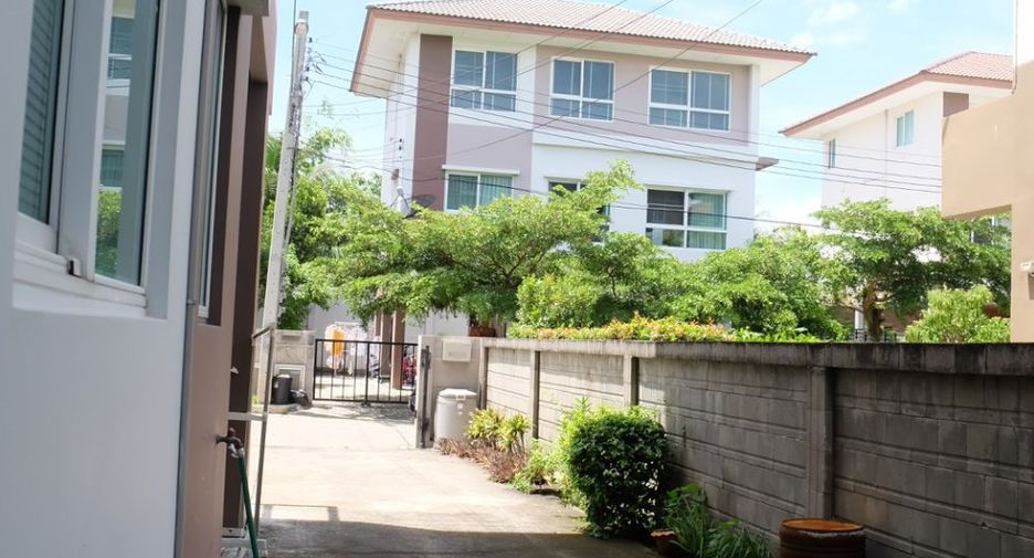 Casa en venta de 5 habitaciones en Mueang Nonthaburi, Nonthaburi