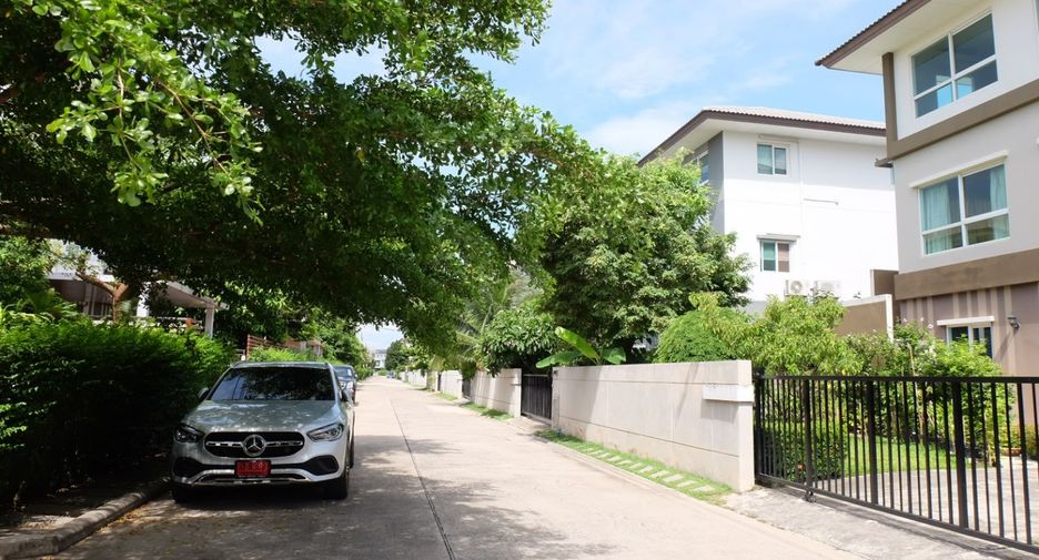 Casa en venta de 5 habitaciones en Mueang Nonthaburi, Nonthaburi