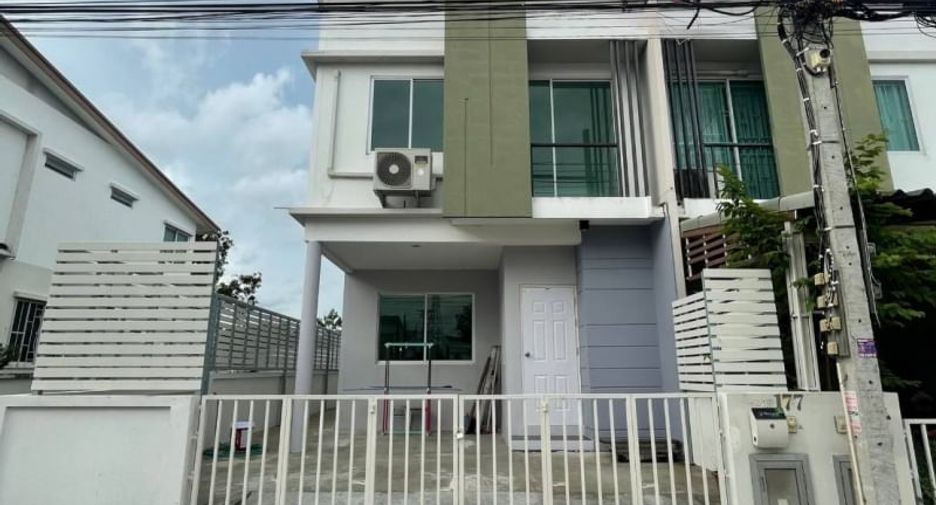 For rent そして for sale 4 Beds townhouse in Prawet, Bangkok