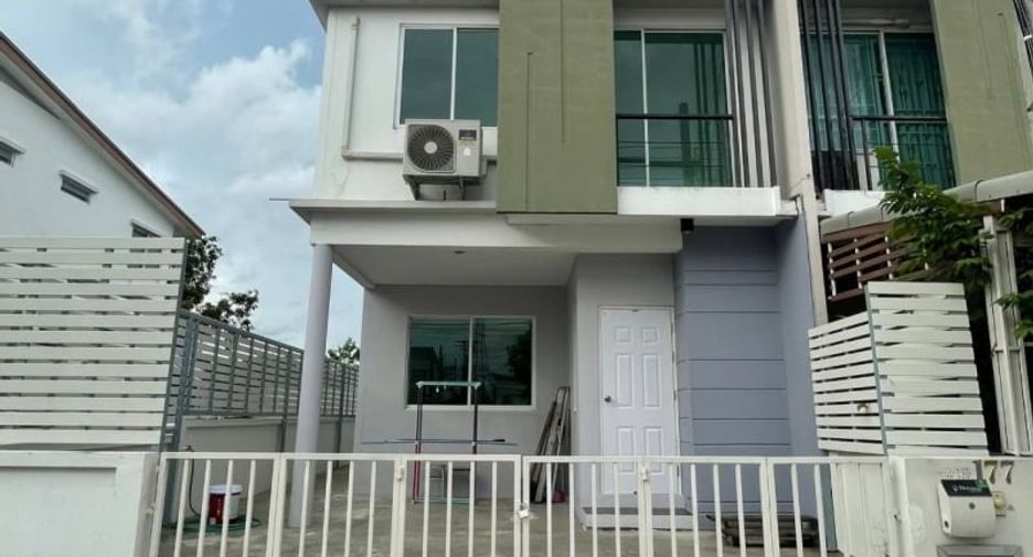 For rent そして for sale 4 Beds townhouse in Prawet, Bangkok