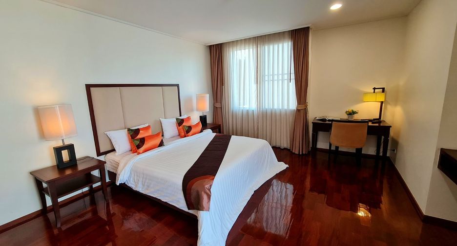Apartment zur Miete mit 3 Zimmer in Khlong Toei, Bangkok