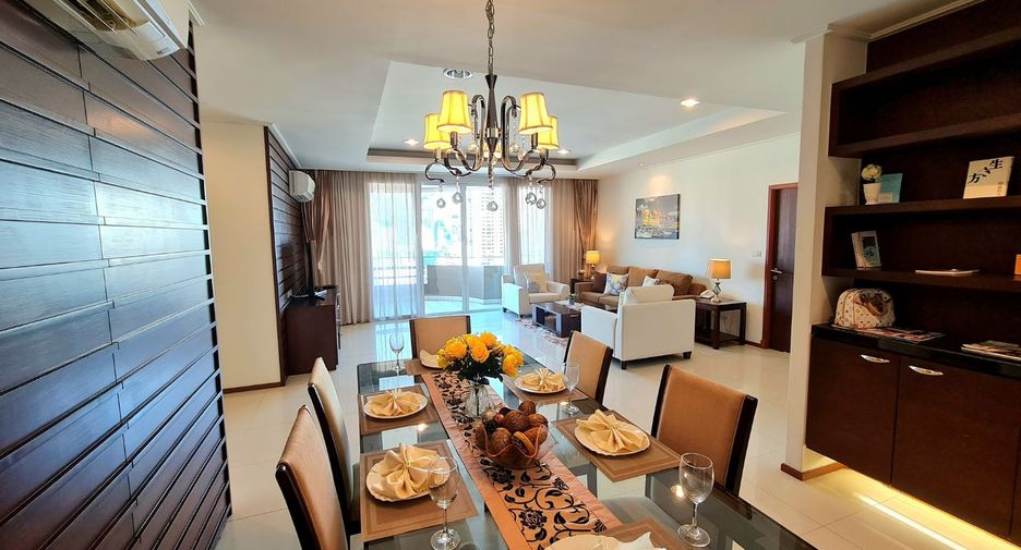 Apartment zur Miete mit 3 Zimmer in Khlong Toei, Bangkok