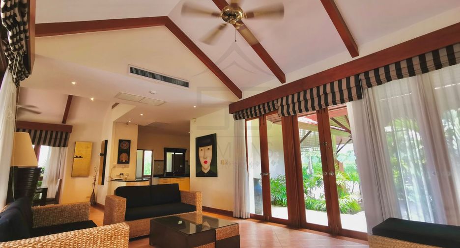 For rent 3 bedrooms villa in Thalang, Phuket