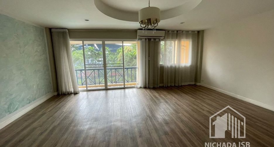 For sale 4 bedrooms house in Pak Kret, Nonthaburi
