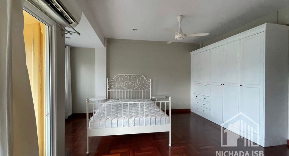 For sale 4 bedrooms house in Pak Kret, Nonthaburi
