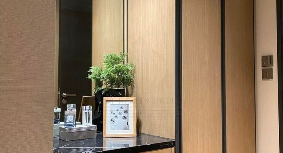 For sale 2 bedrooms condo in Khlong Toei, Bangkok