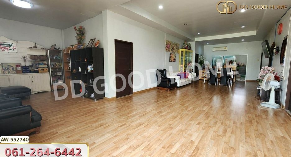 For sale 5 bedrooms house in Mueang Saraburi, Saraburi
