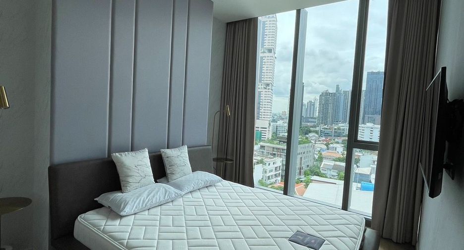 For rent 2 bedrooms condo in Khlong Toei, Bangkok