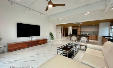 For rent 3 bedrooms condo in Watthana, Bangkok
