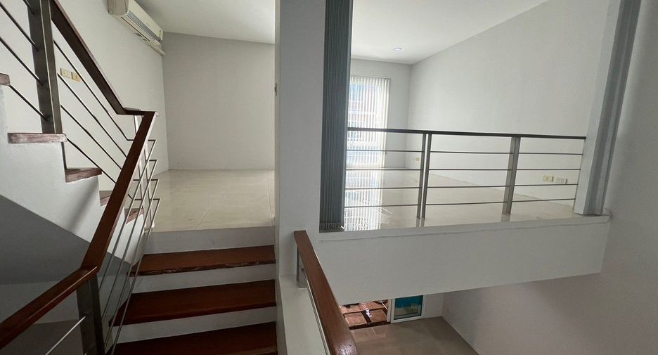 For rent and for sale 3 bed house in Bueng Kum, Bangkok