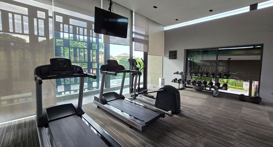 For sale 4 bedrooms house in Taling Chan, Bangkok