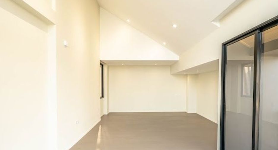 For sale 5 bedrooms house in Rat Burana, Bangkok