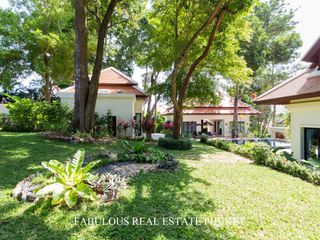 For rent and for sale 3 bedrooms villa in Mueang Phuket, Phuket