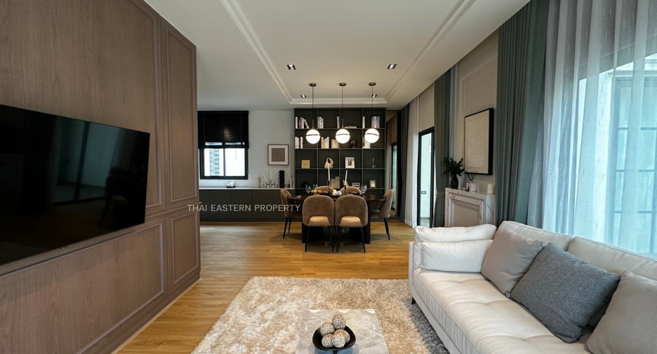 Haus zum Kauf mit 4 Zimmer in Si Racha, Chonburi