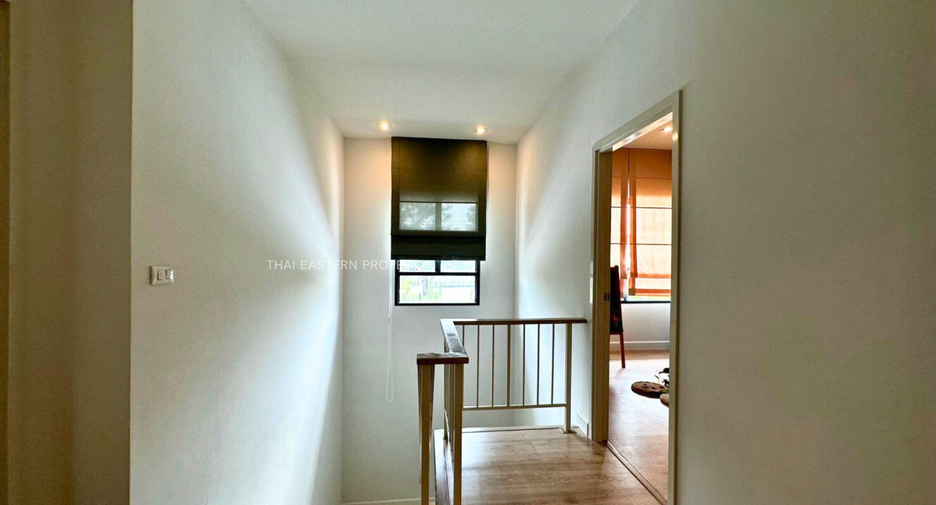 Haus zum Kauf mit 4 Zimmer in Si Racha, Chonburi
