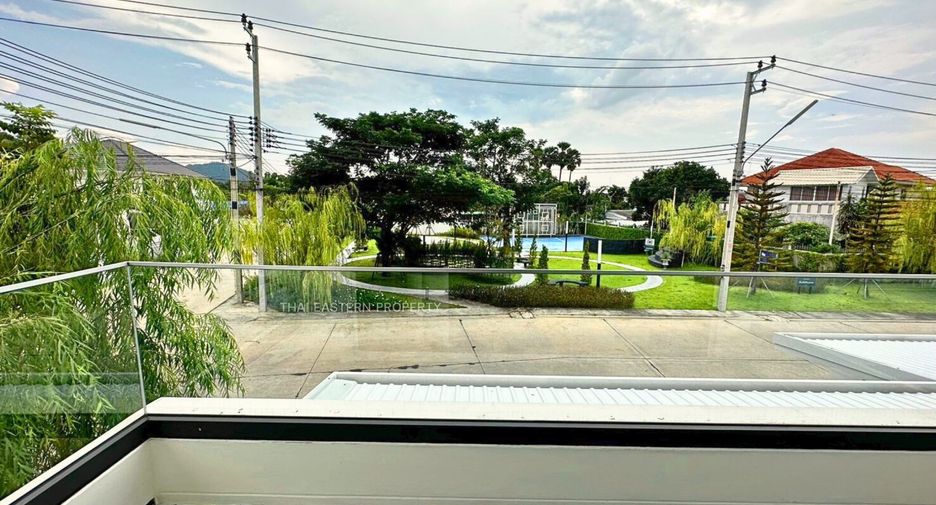 Haus zum Kauf mit 4 Zimmer in Si Racha, Chonburi