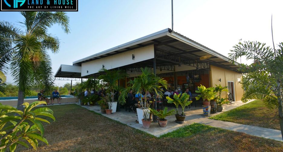 Local comercial en venta de 20 habitaciones en Cha Am, Phetchaburi