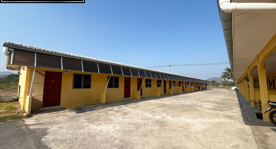 ขาย 20 เตียง พื้นที่ค้าปลีก ใน ชะอำ, เพชรบุรี