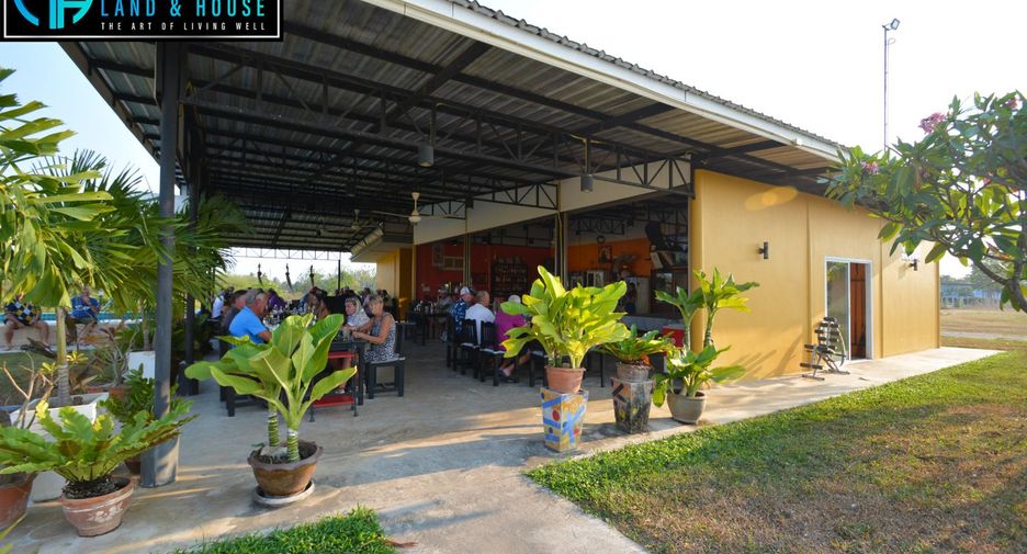 Local comercial en venta de 20 habitaciones en Cha Am, Phetchaburi