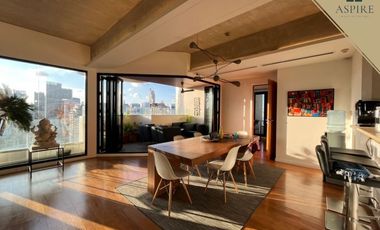 For sale 3 bedrooms condo in Watthana, Bangkok