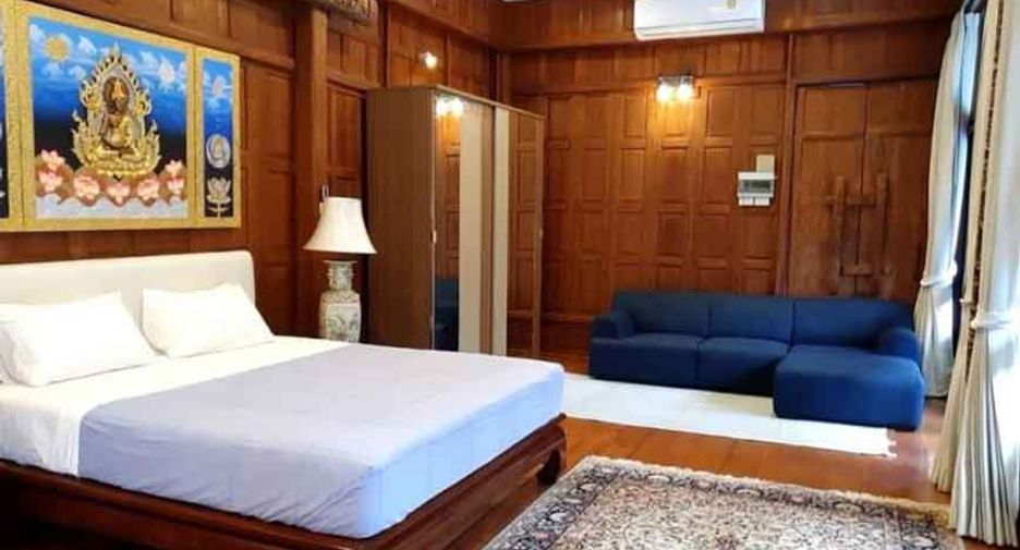 À louer 5 chambres villa à Hang Dong, Chiang Mai