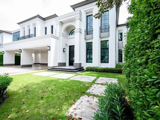 For sale 4 bedrooms house in Suan Luang, Bangkok