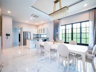 For sale 4 bedrooms house in Suan Luang, Bangkok