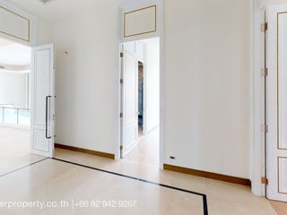 For sale 5 bed condo in Khlong San, Bangkok