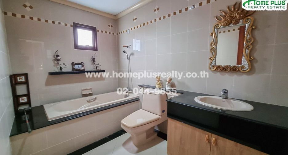 ขาย 4 ห้องนอน บ้านเดี่ยว ใน วังทองหลาง, กรุงเทพฯ