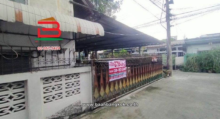 For sale 1 bed townhouse in Khan Na Yao, Bangkok