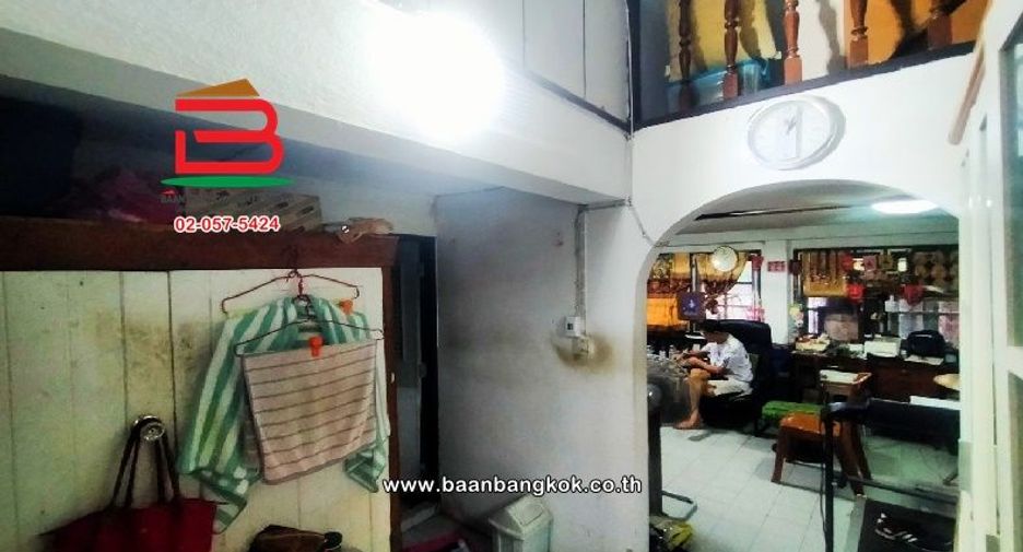 For sale 1 bed townhouse in Khan Na Yao, Bangkok